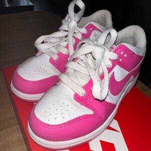 Nike dunk low (preschool) fuchsia